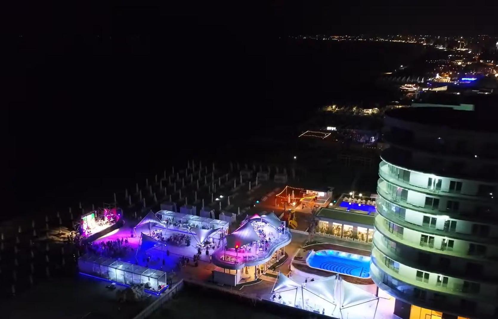 White Tower Mamaia Va Studio Exterior foto