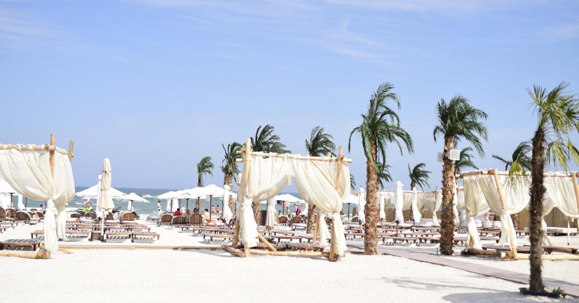 White Tower Mamaia Va Studio Exterior foto